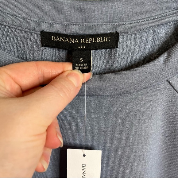 Banana Republic NWT Blue Gray Long Sleeve Shirt Top Pullover Sweater size Small - Picture 6 of 12